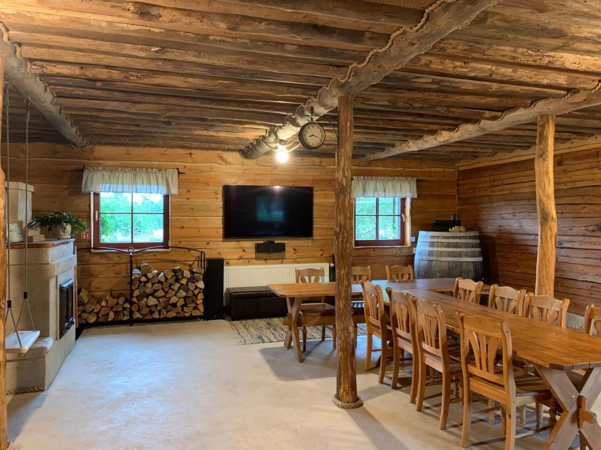 Riksu Muha Beach Holiday Home מראה חיצוני תמונה