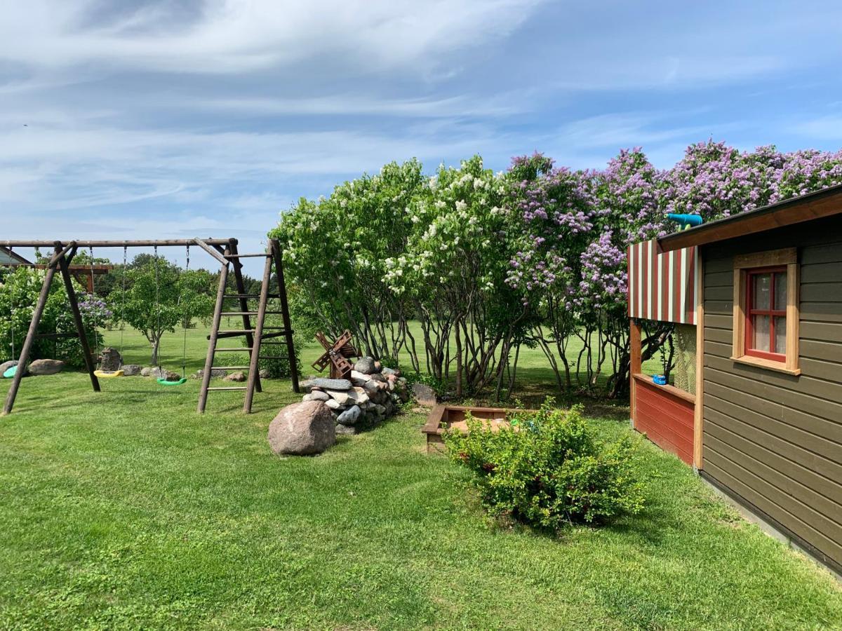 Riksu Muha Beach Holiday Home מראה חיצוני תמונה