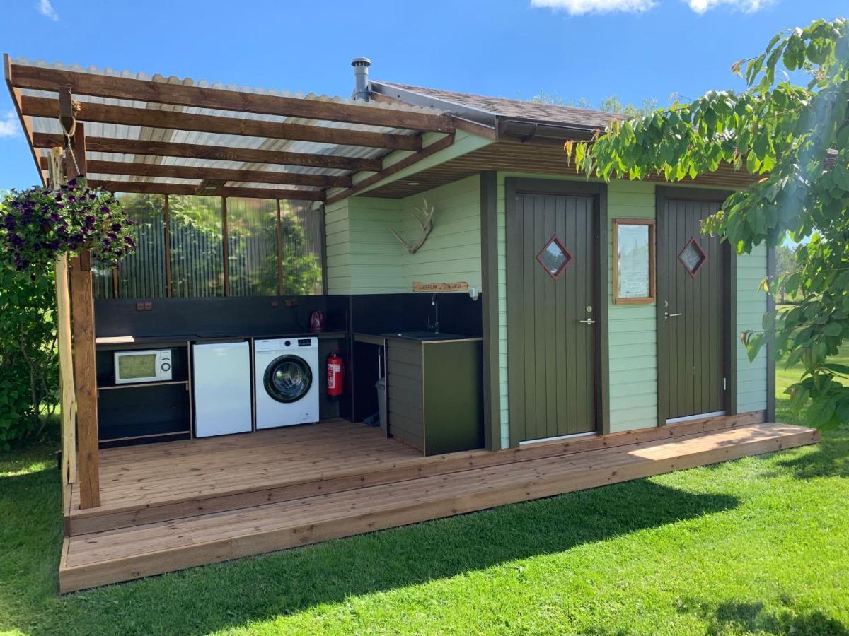 Riksu Muha Beach Holiday Home מראה חיצוני תמונה